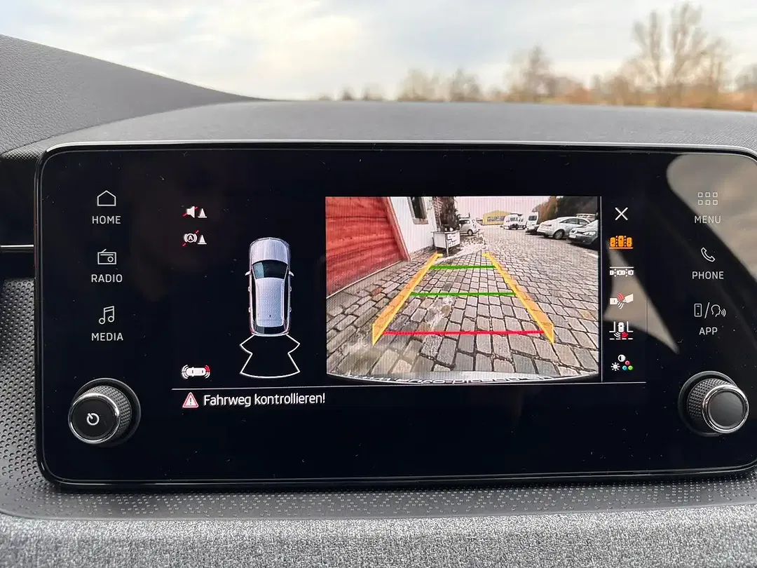 Skoda Kamiq - Thumbnail 7