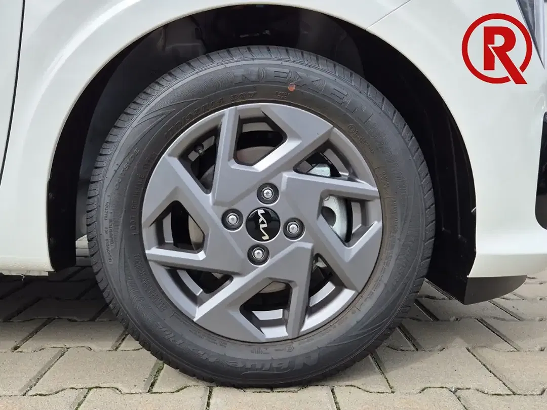 Kia Picanto - Thumbnail 7