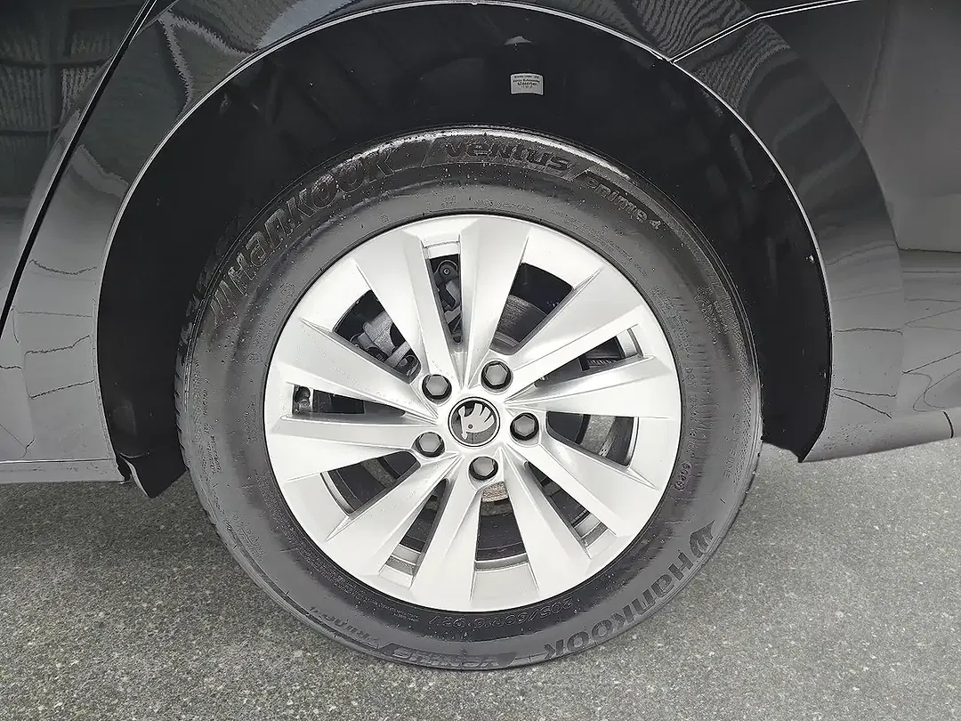 Skoda Octavia - Thumbnail 6