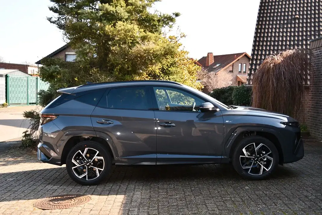 Hyundai TUCSON - Thumbnail 3