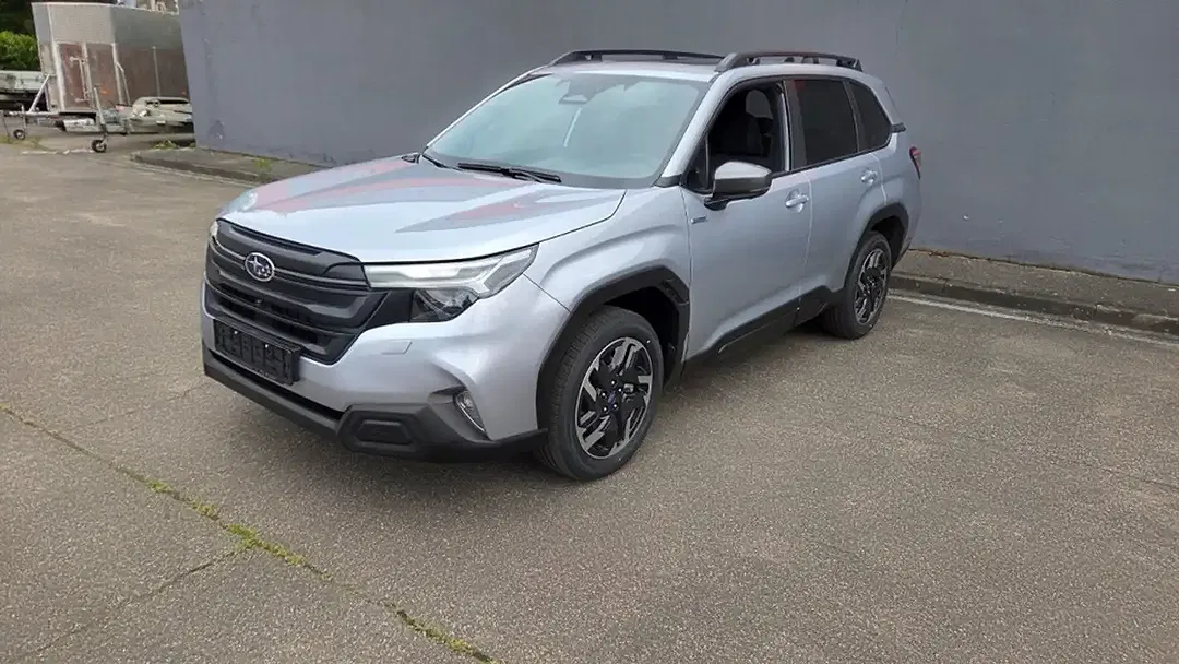 Subaru Forester - Thumbnail 1