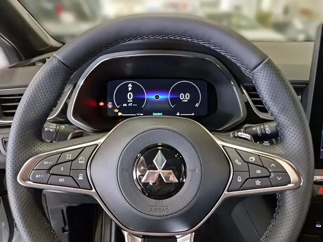 Mitsubishi ASX - Thumbnail 6