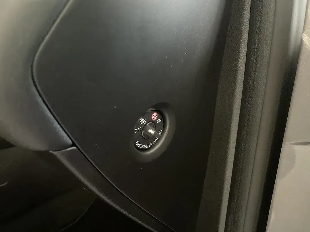 Renault Captur - Thumbnail 10