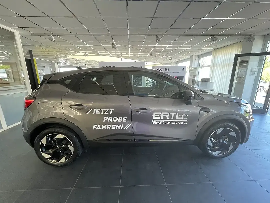 Renault Captur - Thumbnail 8