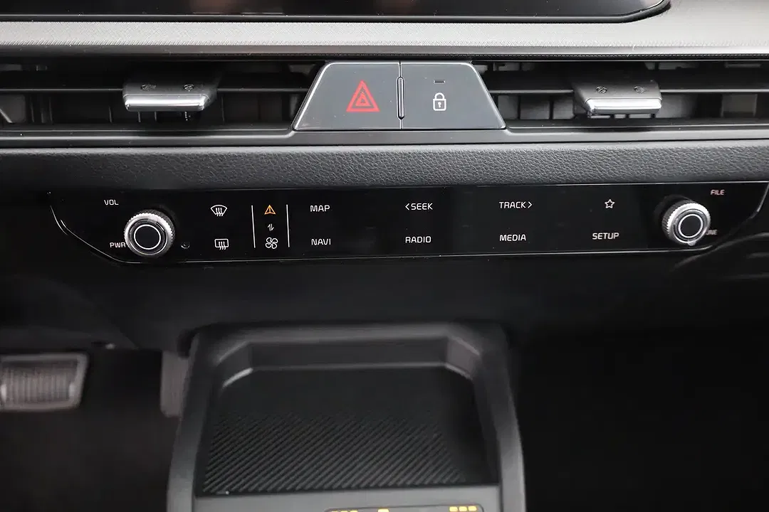 Kia Stonic - Thumbnail 11