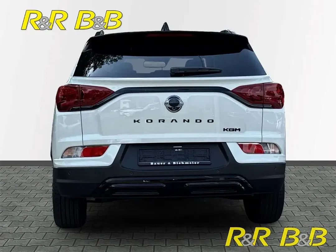 KGM Korando - Thumbnail 3