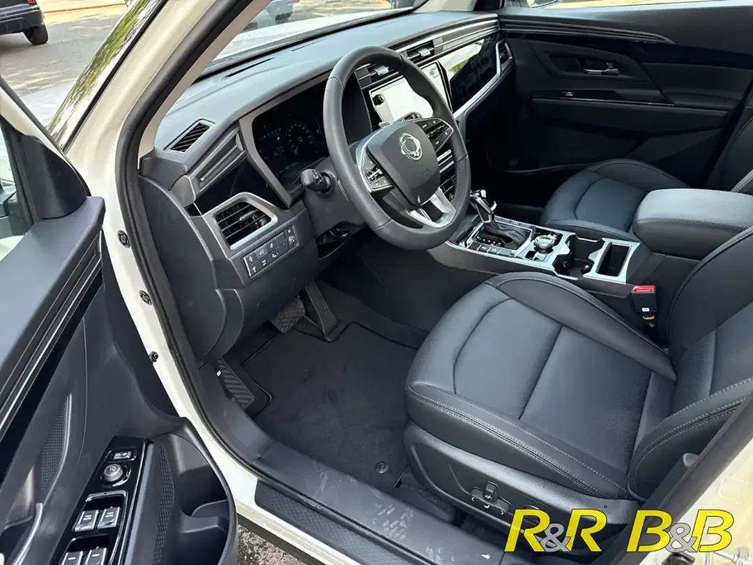 KGM Korando - Thumbnail 9