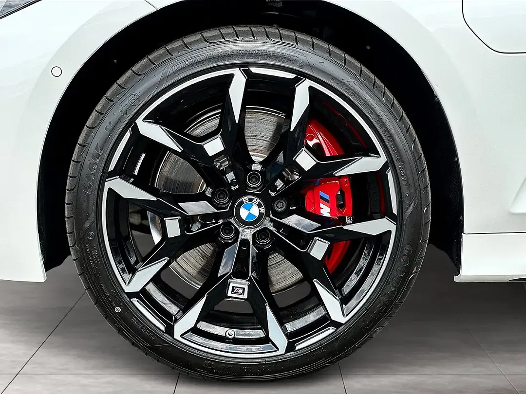 BMW 330 - Thumbnail 6
