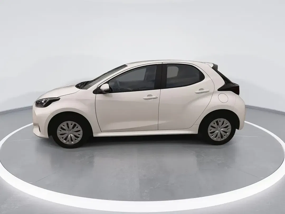 Toyota Yaris - Thumbnail 10