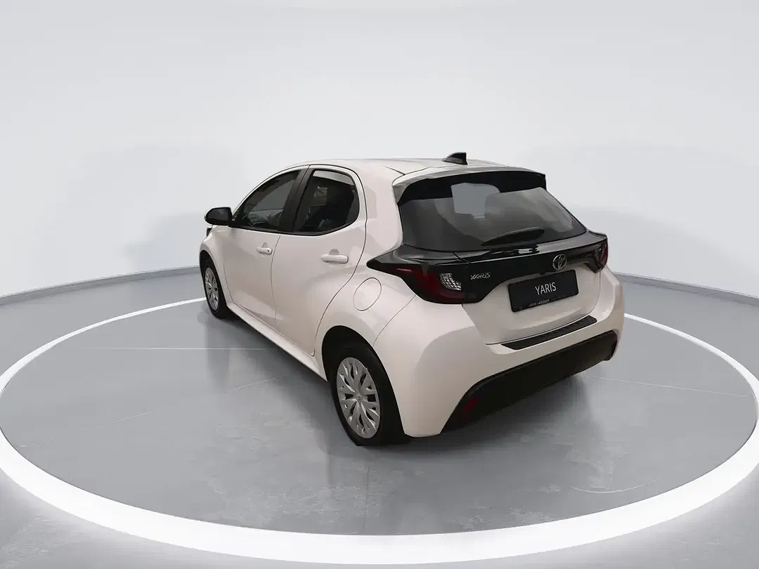 Toyota Yaris - Thumbnail 14