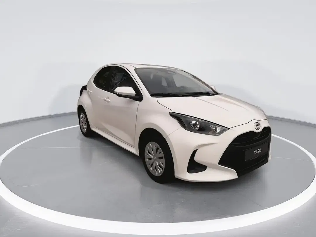 Toyota Yaris - Thumbnail 3