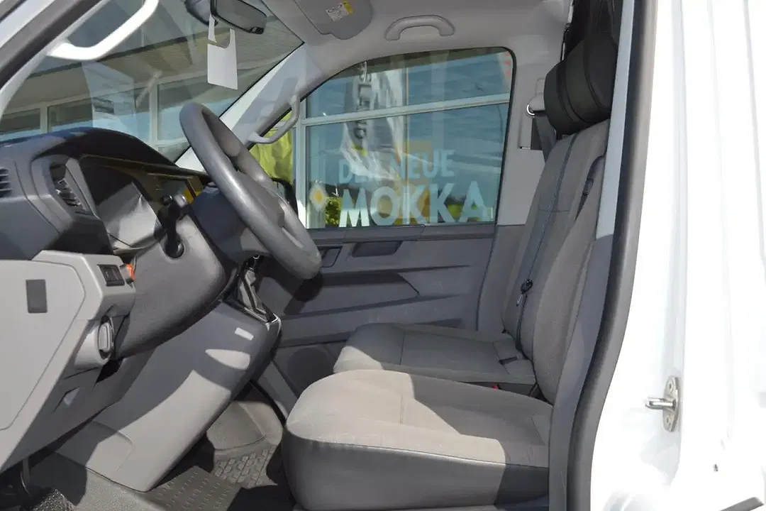Volkswagen Transporter - Thumbnail 10