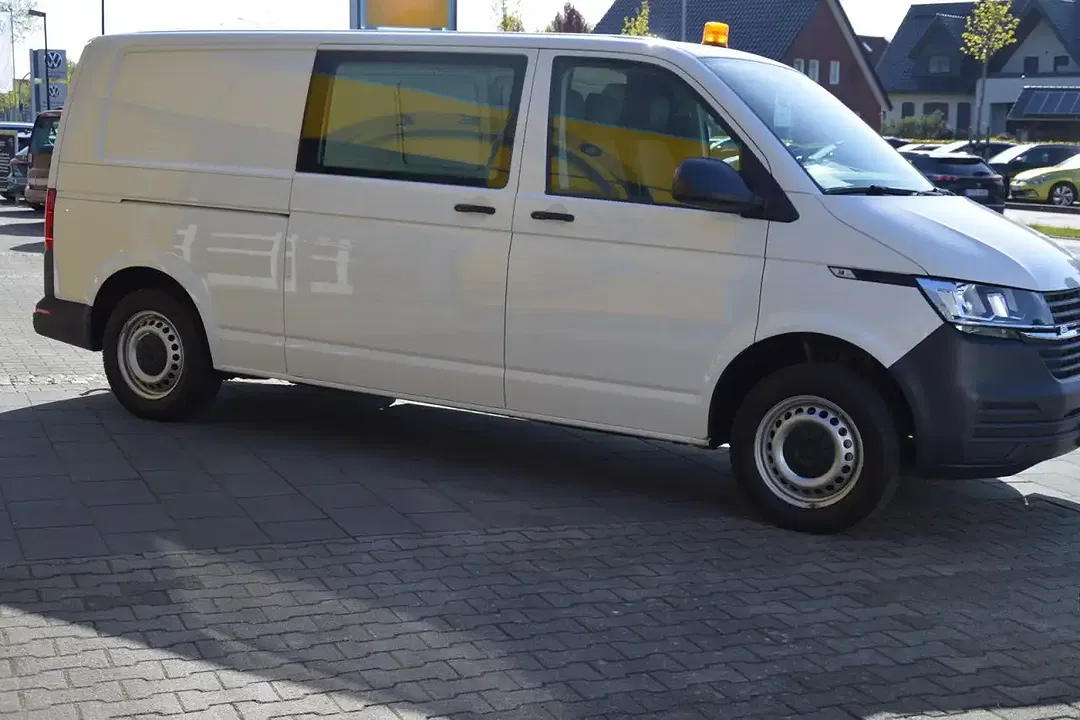 Volkswagen Transporter - Thumbnail 4