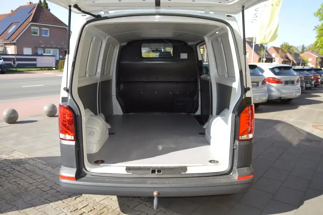 Volkswagen Transporter - Thumbnail 6