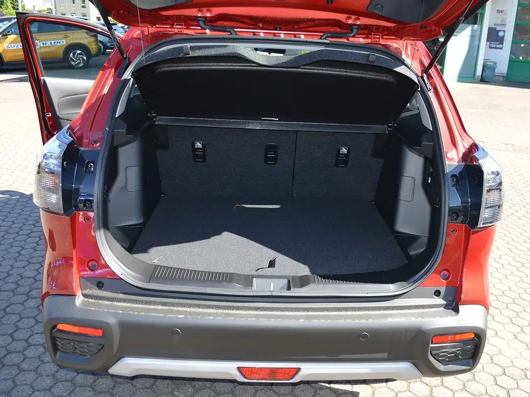 Suzuki S-Cross - Thumbnail 13