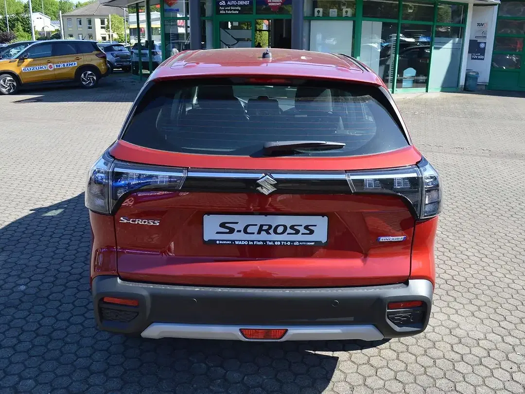 Suzuki S-Cross - Thumbnail 5
