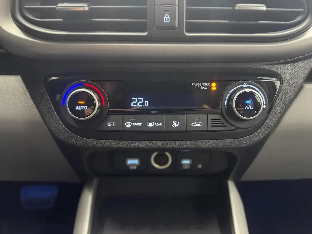 Hyundai i10 - Thumbnail 13