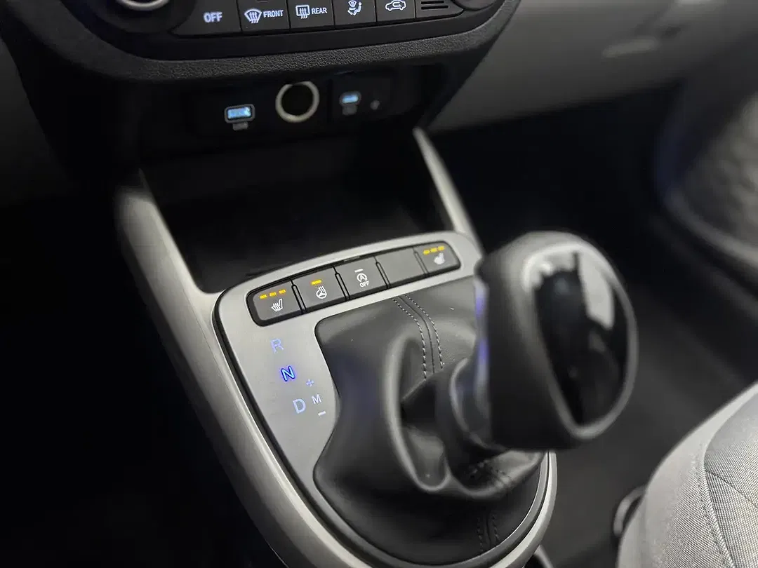 Hyundai i10 - Thumbnail 14