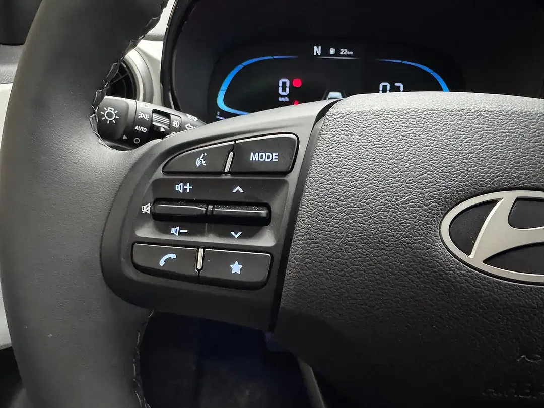 Hyundai i10 - Thumbnail 6