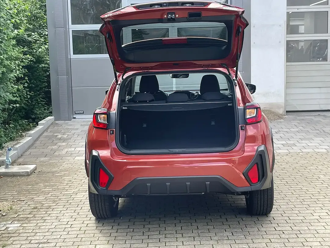 Subaru Crosstrek - Thumbnail 8