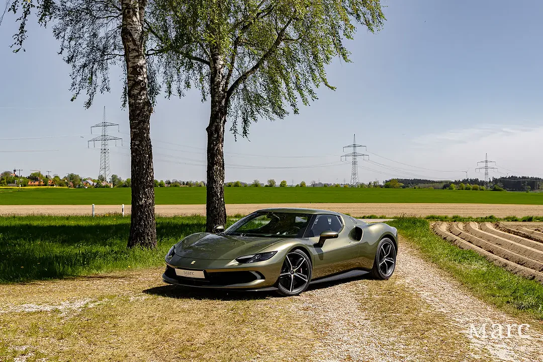 Ferrari 296 GTB - Afbeelding 1