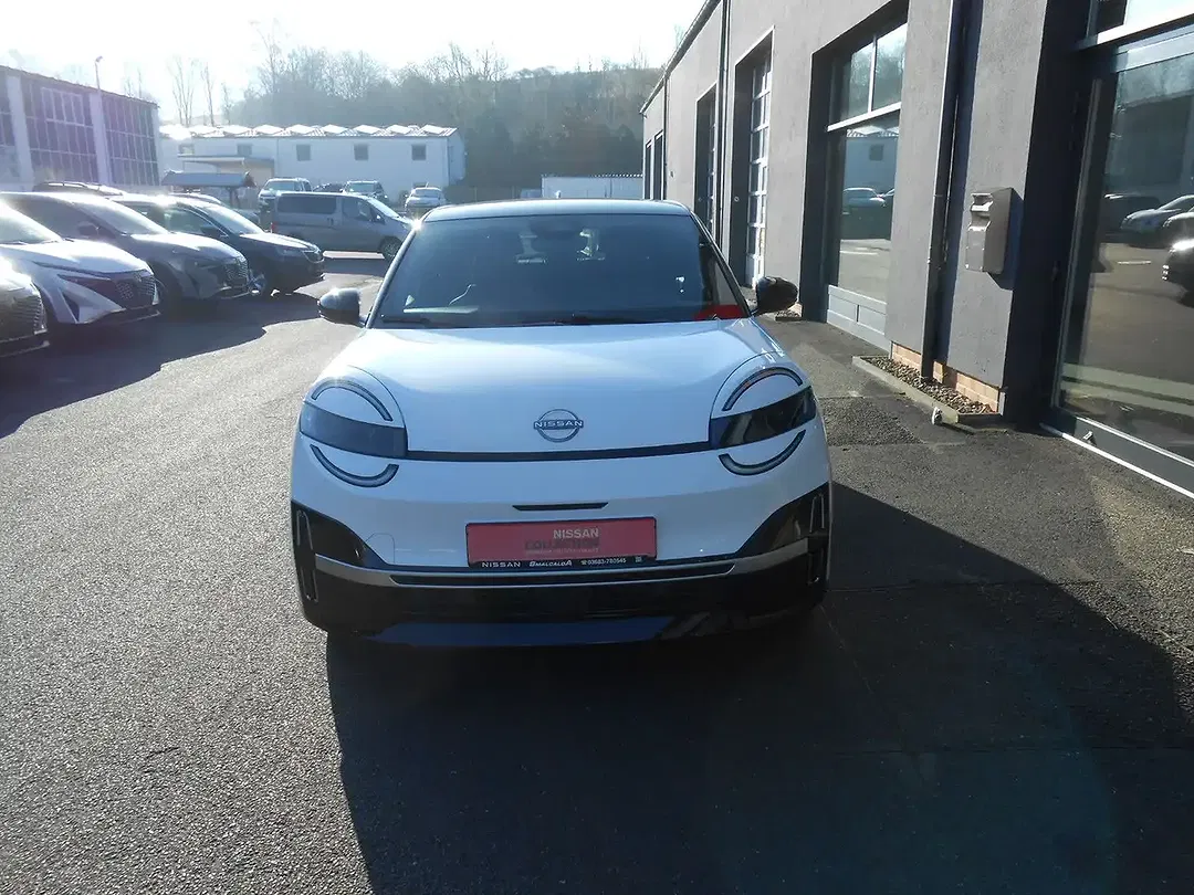 Nissan Micra - Thumbnail 2