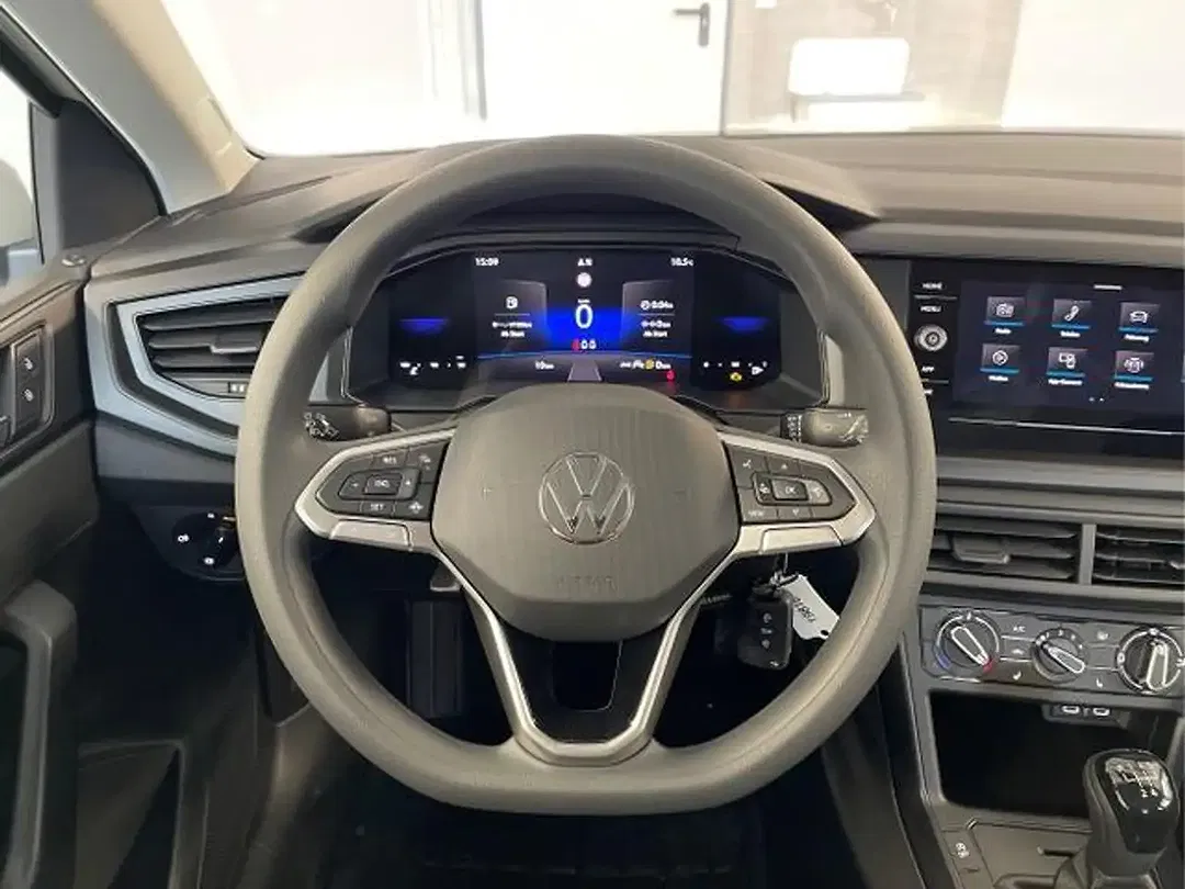 Volkswagen Polo - Thumbnail 8