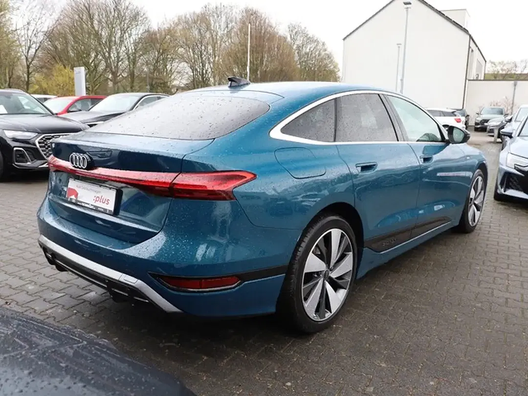 Audi A6 e-tron - Thumbnail 5