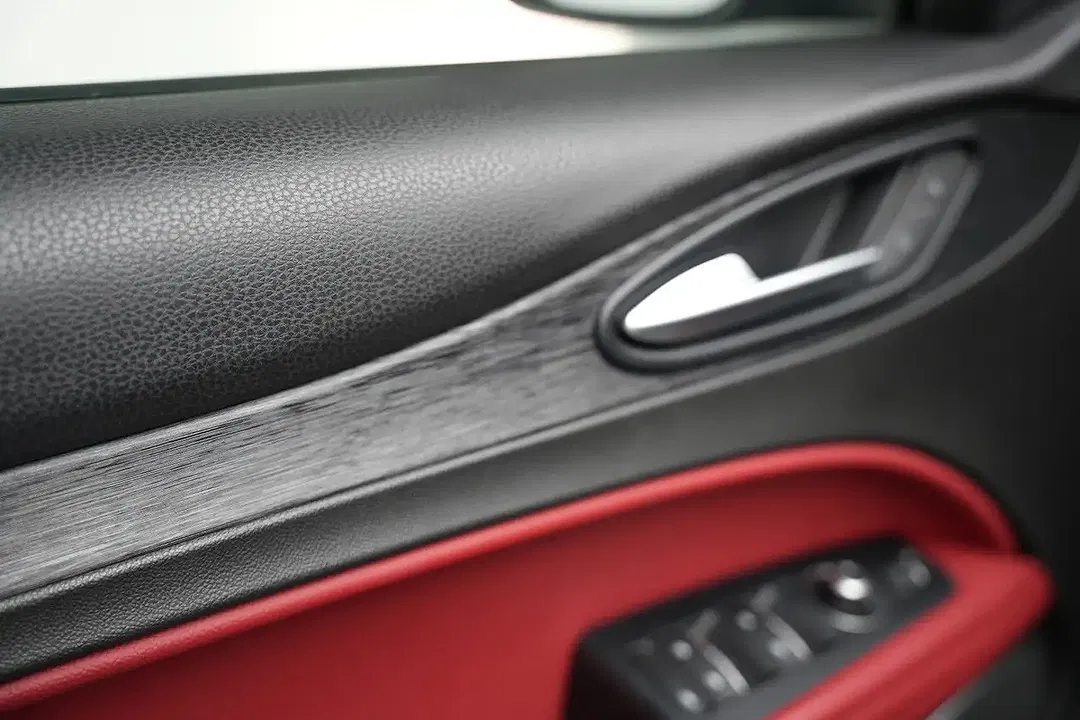 Alfa Romeo Stelvio - Thumbnail 11