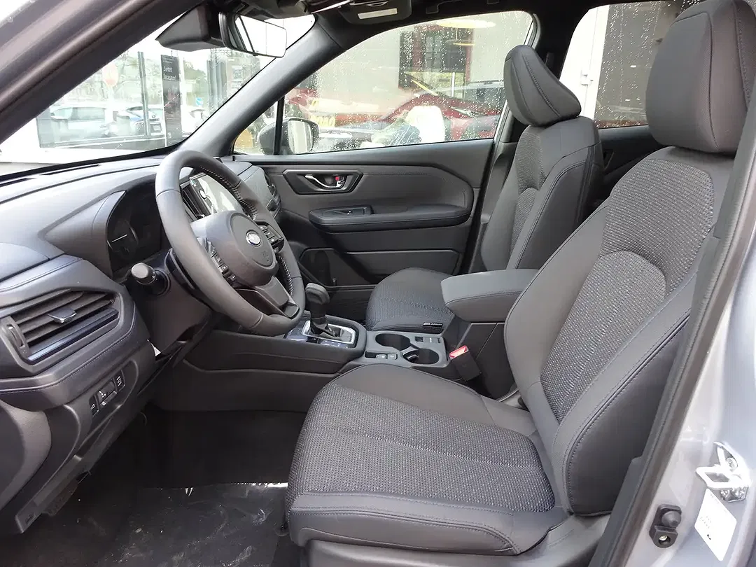 Subaru Forester - Thumbnail 11
