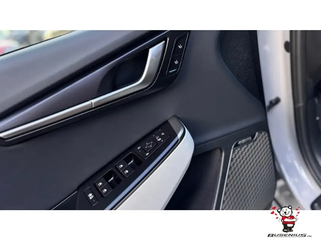 Kia EV6 - Thumbnail 15