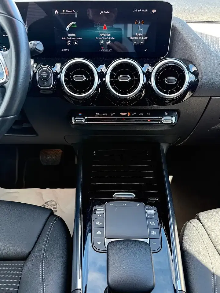 Mercedes-Benz B 250 - Thumbnail 13