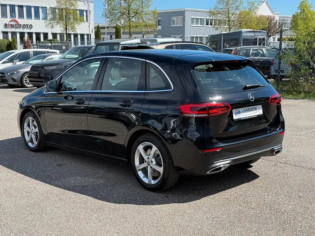Mercedes-Benz B 250 - Thumbnail 2