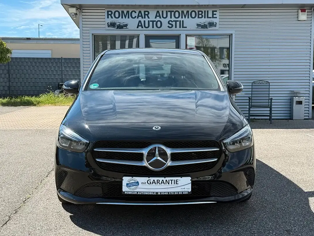 Mercedes-Benz B 250 - Thumbnail 3