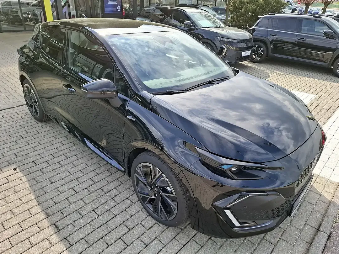 Renault Clio - Thumbnail 4
