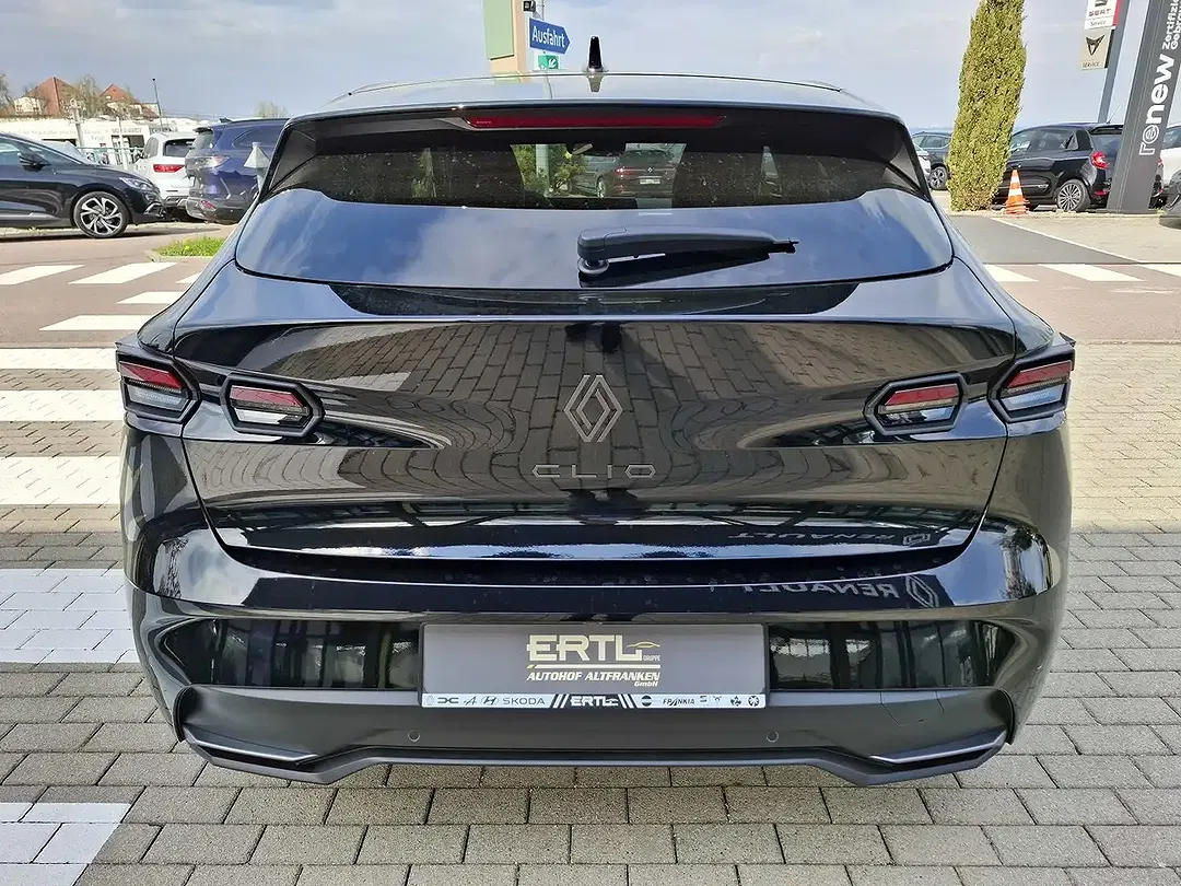 Renault Clio - Thumbnail 8