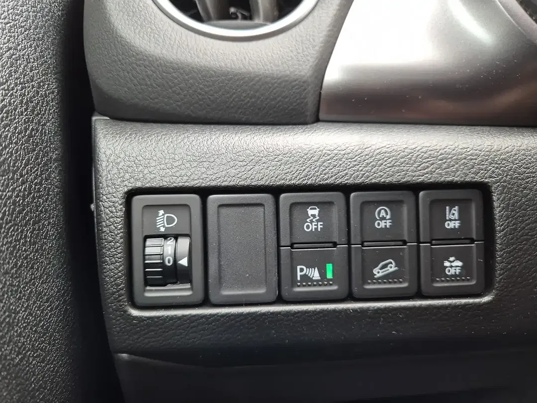 Suzuki Vitara - Thumbnail 14