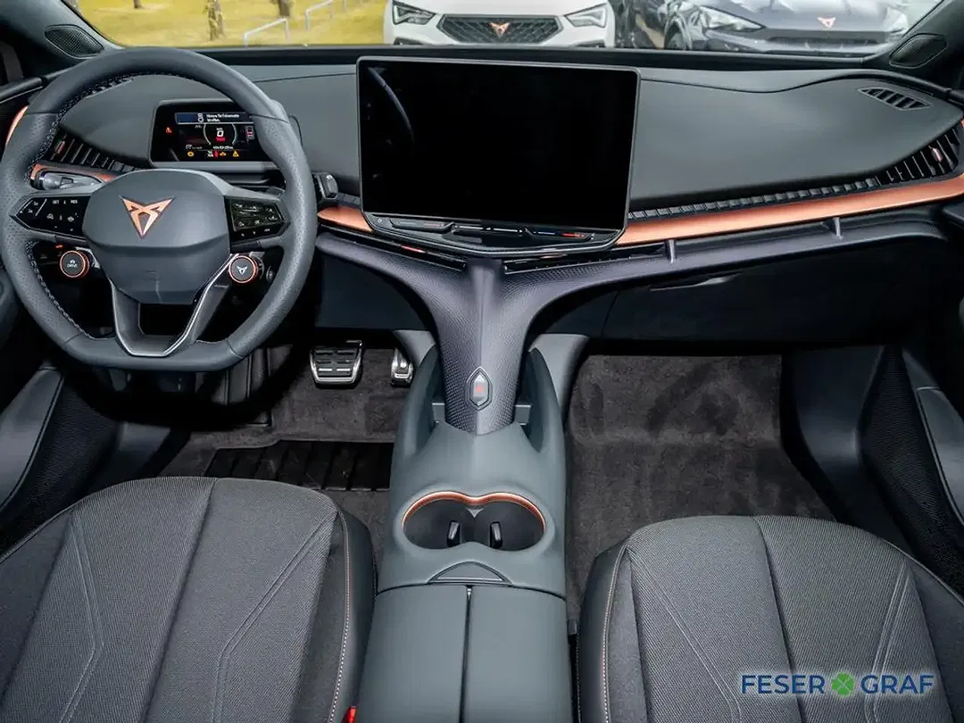 CUPRA Tavascan - Thumbnail 8