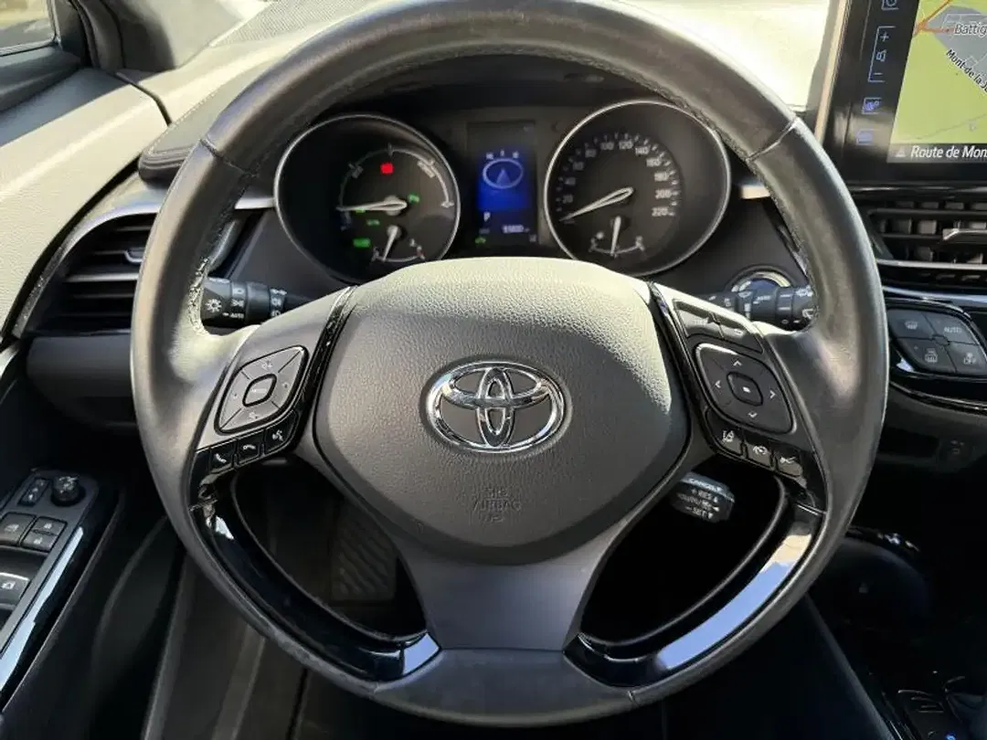 Toyota C-HR - Thumbnail 14