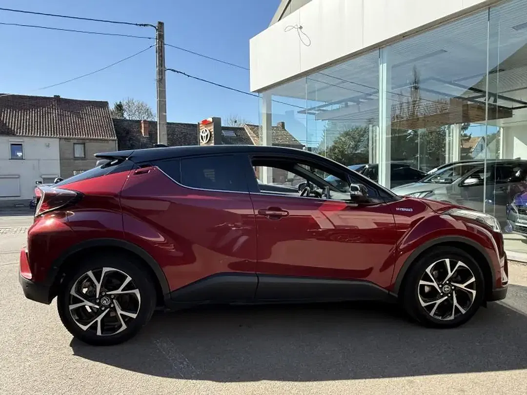 Toyota C-HR - Thumbnail 6