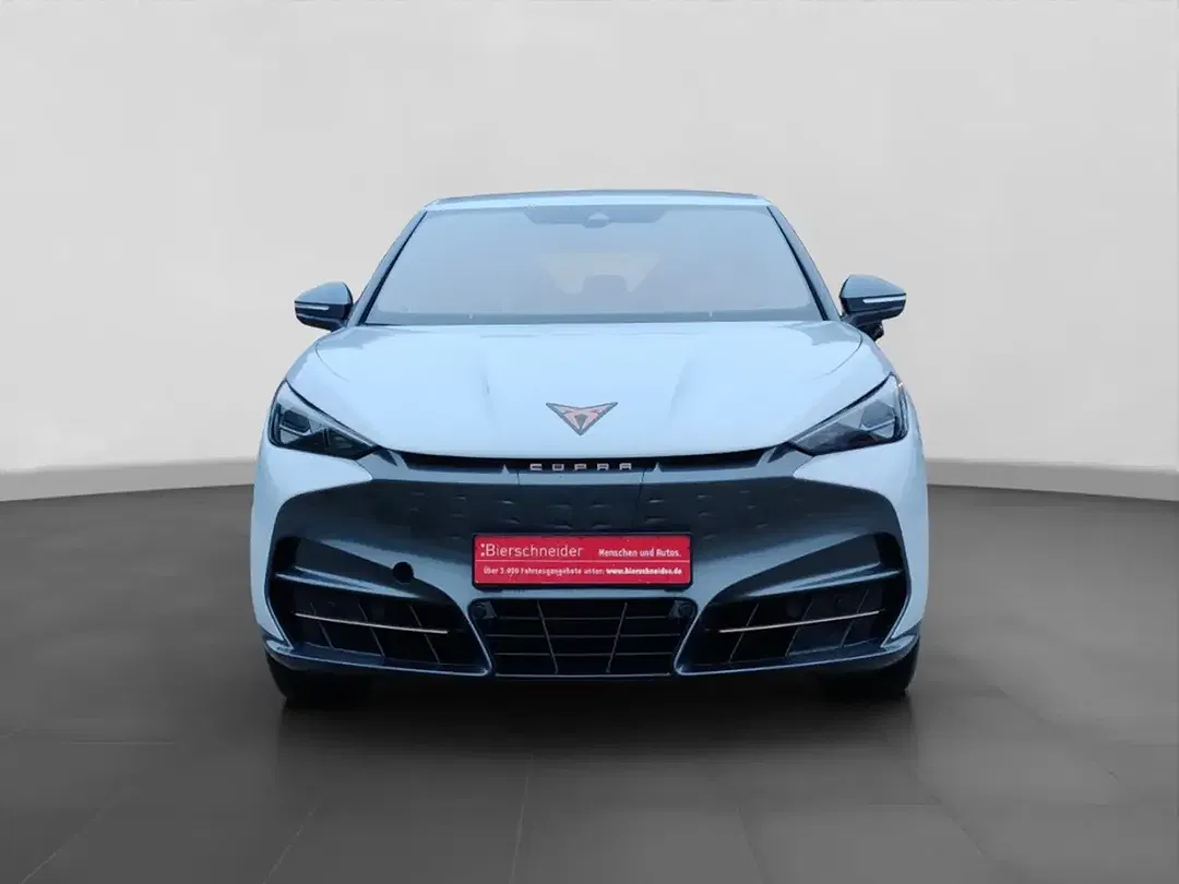 CUPRA Tavascan - Thumbnail 2
