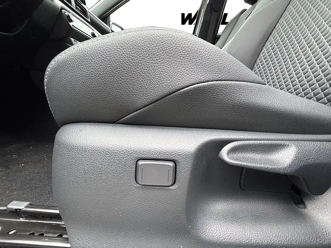 Mazda 2 - Thumbnail 5