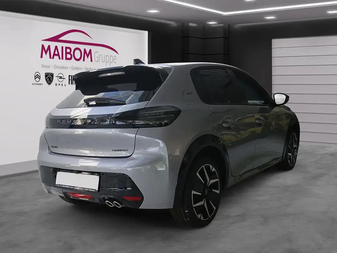 Peugeot 208 - Thumbnail 4