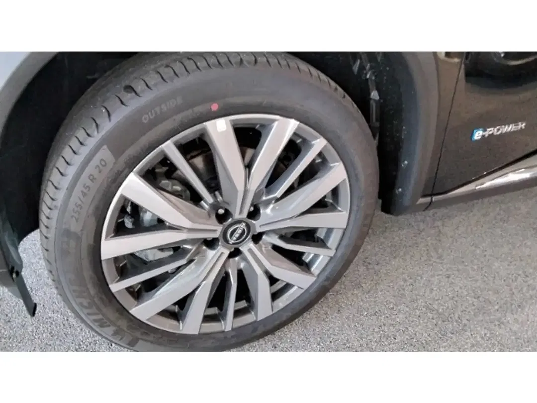 Nissan X-Trail - Thumbnail 9