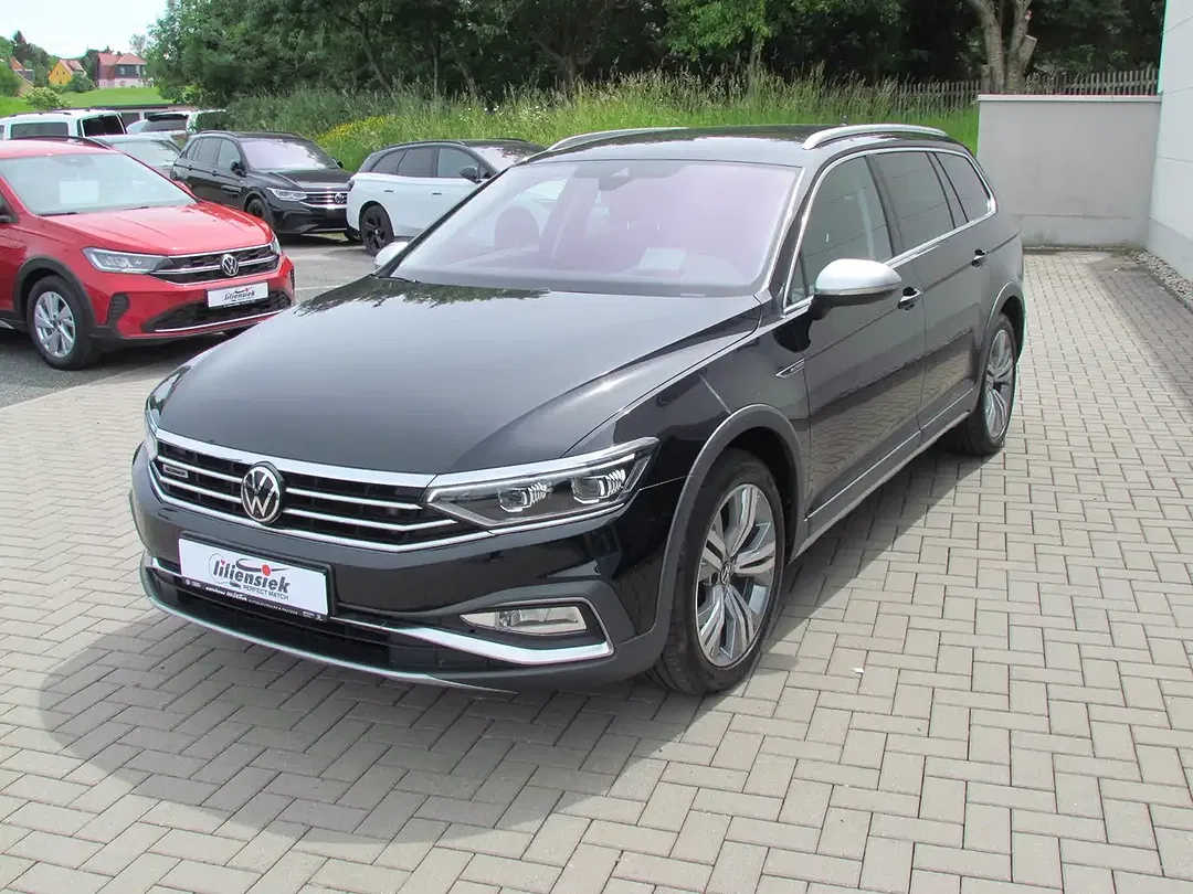 Volkswagen Passat Alltrack - Thumbnail 3