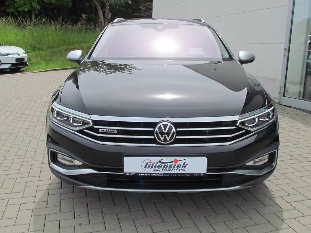 Volkswagen Passat Alltrack - Thumbnail 4