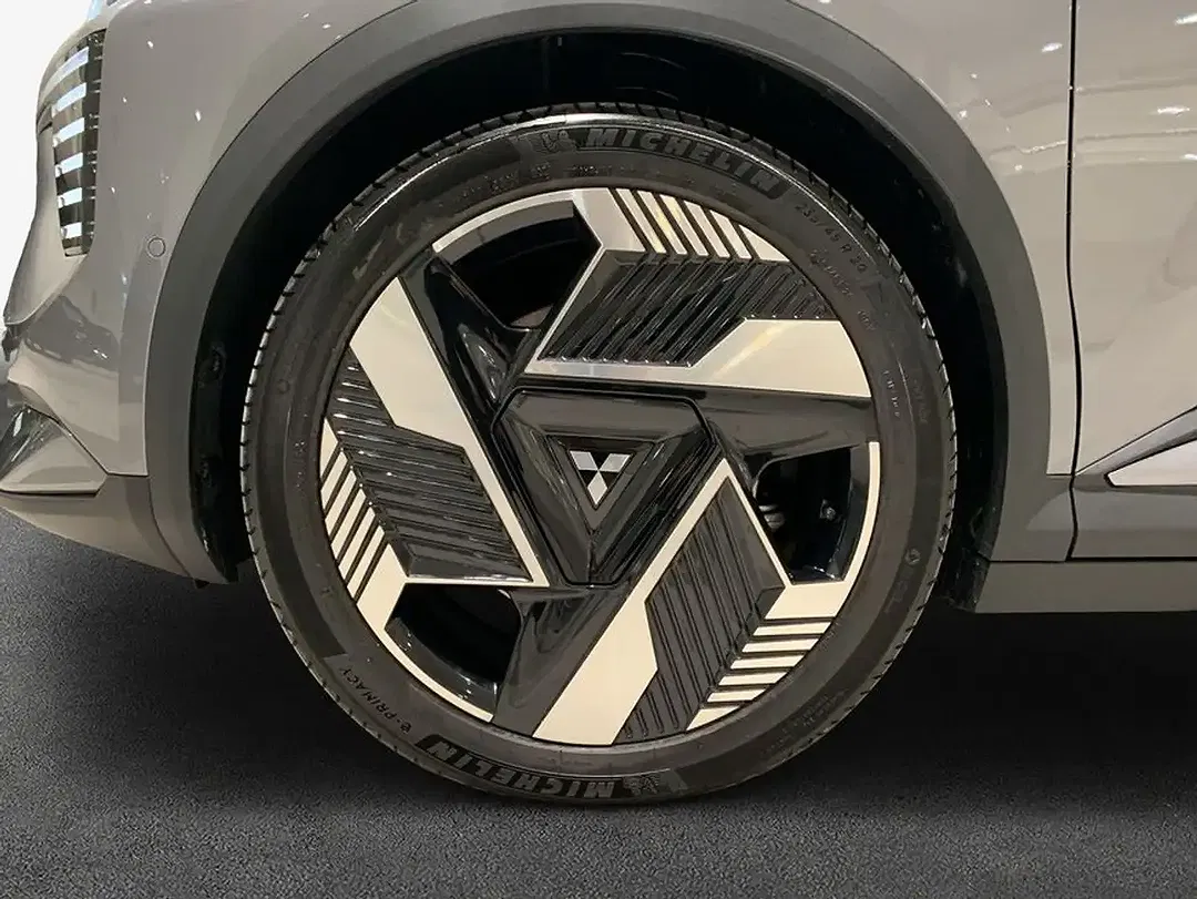 Mitsubishi Eclipse Cross - Thumbnail 8