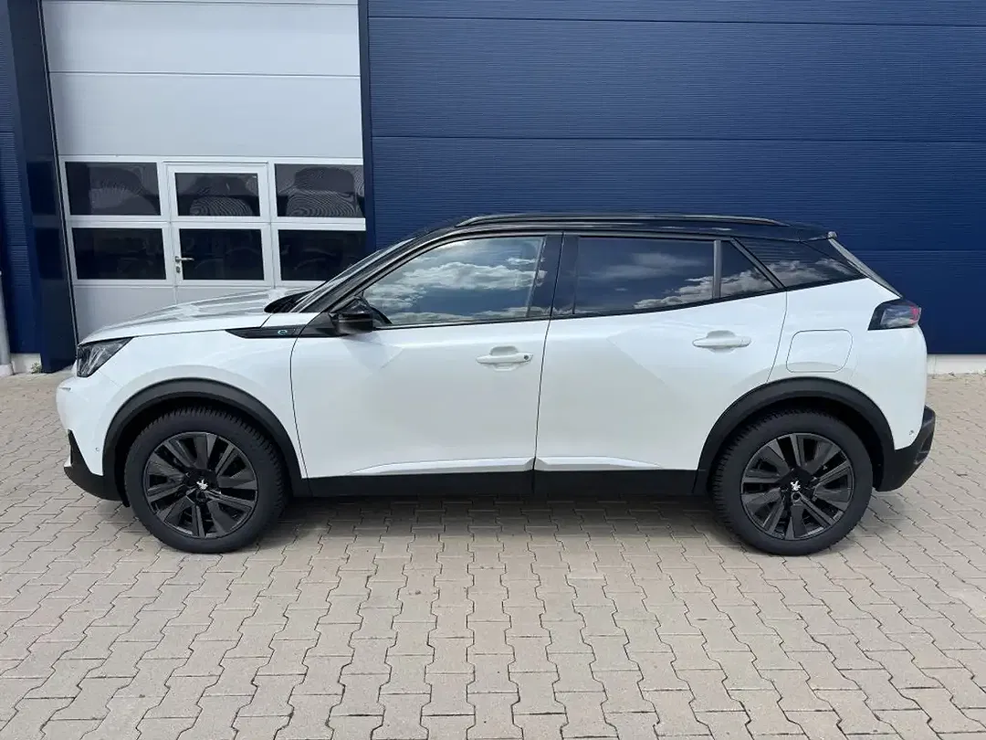 Peugeot 2008 - Thumbnail 2