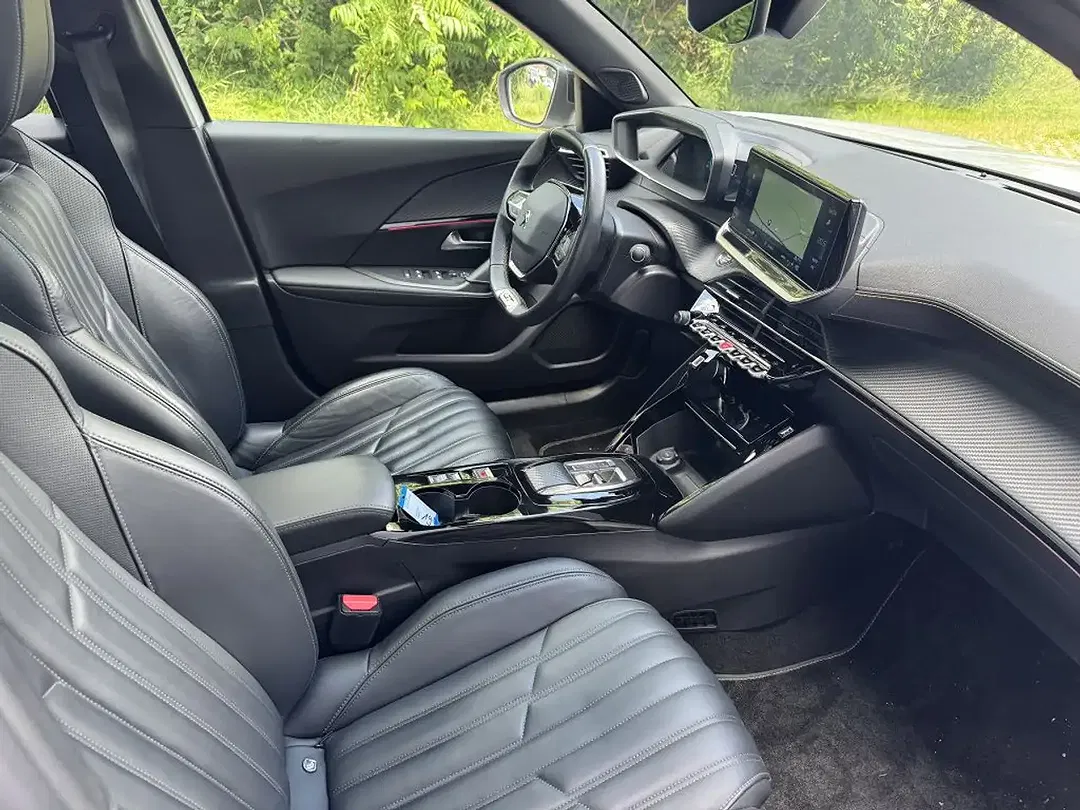 Peugeot 2008 - Thumbnail 7