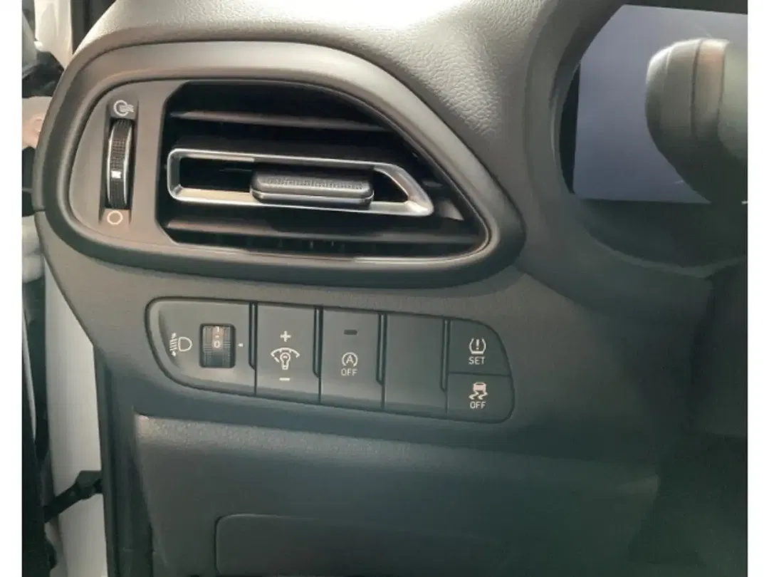 Hyundai i30 - Thumbnail 11